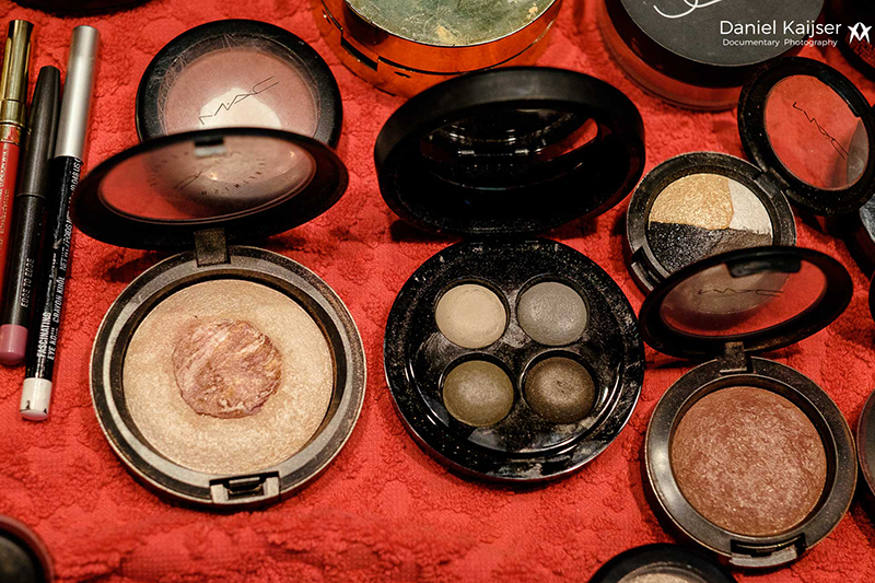 Algunos maquillajes minerales que llevo en mi kit de maquillaje .