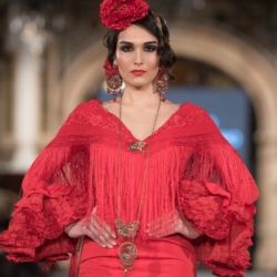 Desfile Viviana Iorio en We love flamenco 2018